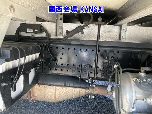 2013 Isuzu Forward Refrigerated PG auction photo 11