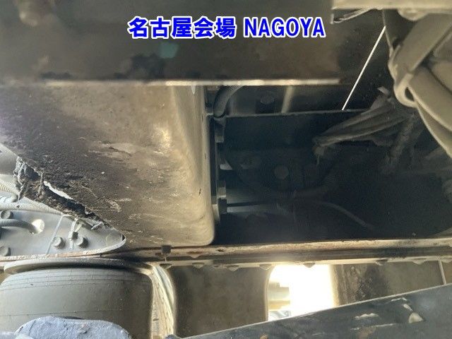 2005 Isuzu Giga トラクター auction photo 12
