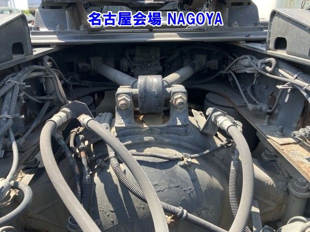 2005 Isuzu Giga トラクター auction photo 14