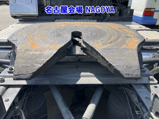 2005 Isuzu Giga トラクター auction photo 18