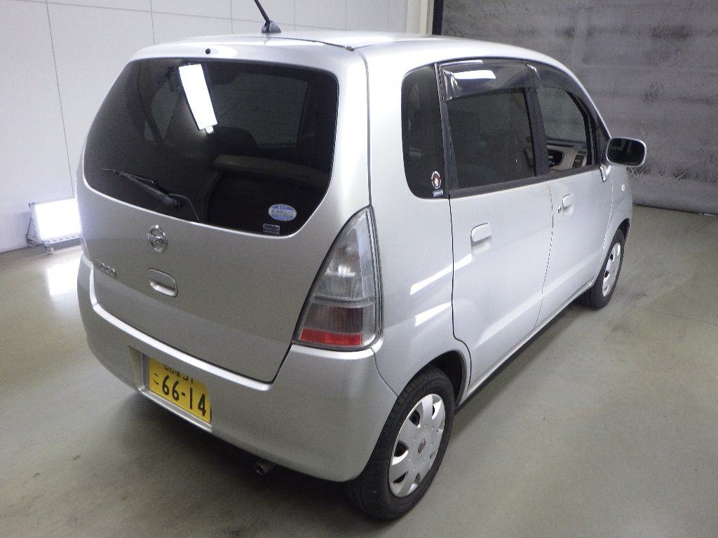 2002 Nissan モコ Q auction photo 2