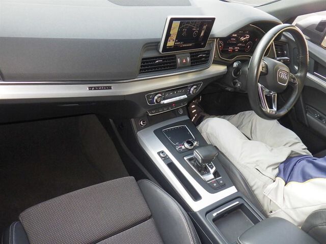 2018 Audi Q5 2.0TFSIQスポSラ 4WD auction photo 3