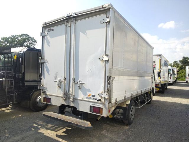 1996 Isuzu Elf wing auction photo 5
