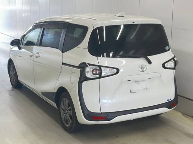 2016 Toyota Sienta G auction photo 3