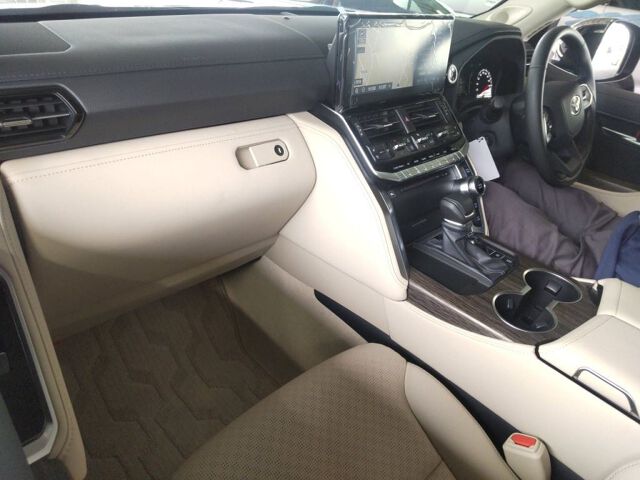 2024 Toyota Land Cruiser ZX 4WD auction photo 3