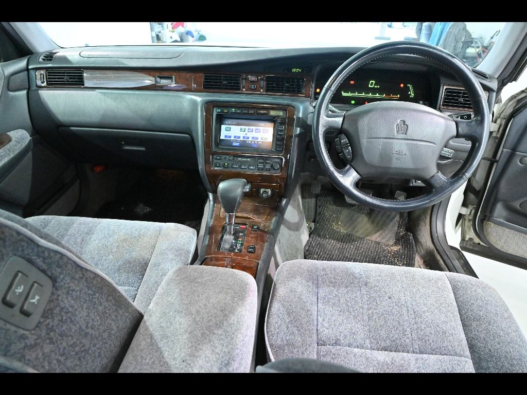 1999 Toyota クラウン 4HT Royal Saloon G EMV GPS auction photo 3