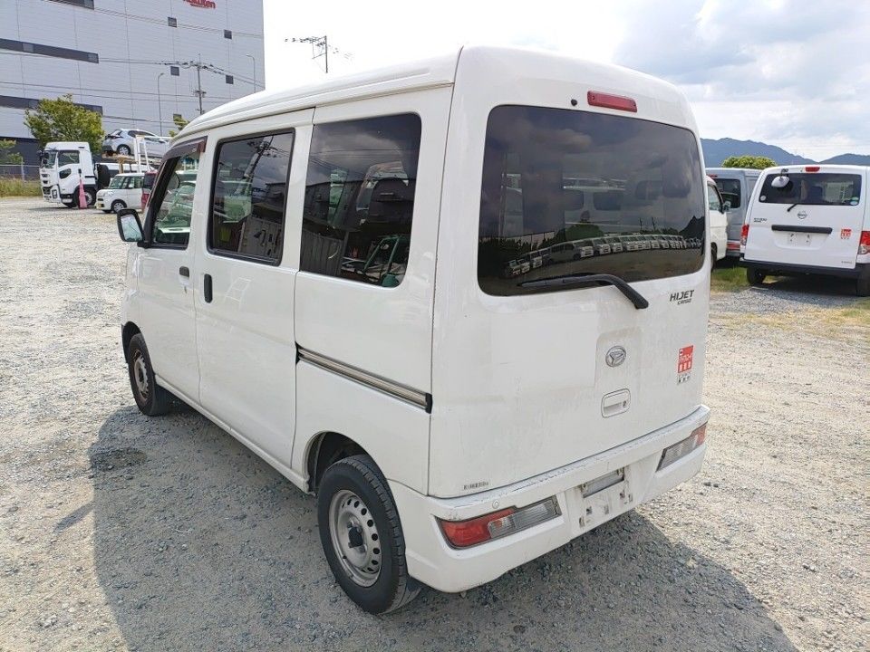 2020 Daihatsu ハイゼット カーゴ auction photo 6