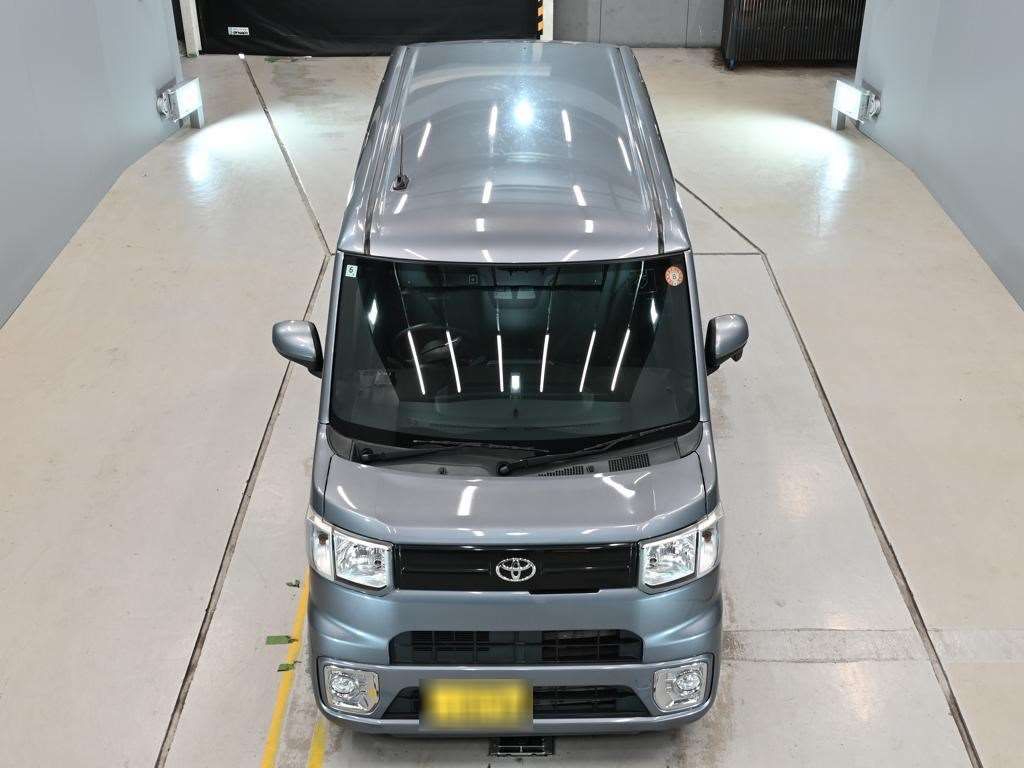 2021 Toyota ピクシスメガ L SA III auction photo 7
