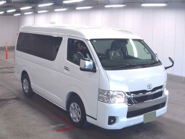2025 Toyota Hiace GL Japan auction vehicle