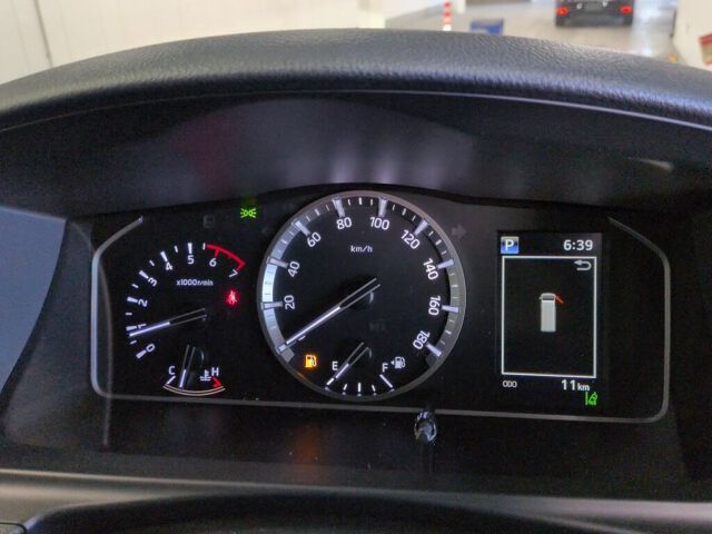 2025 Toyota Hiace GL auction photo 6
