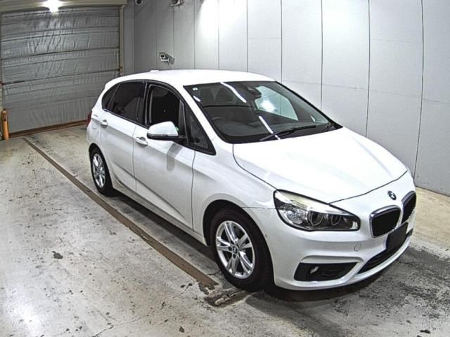 2015 BMW 2 Series 218iアクティブツアラー Japan auction vehicle
