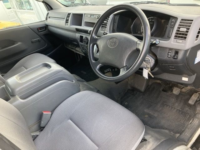 2007 Toyota Hiace ワゴン DX auction photo 4