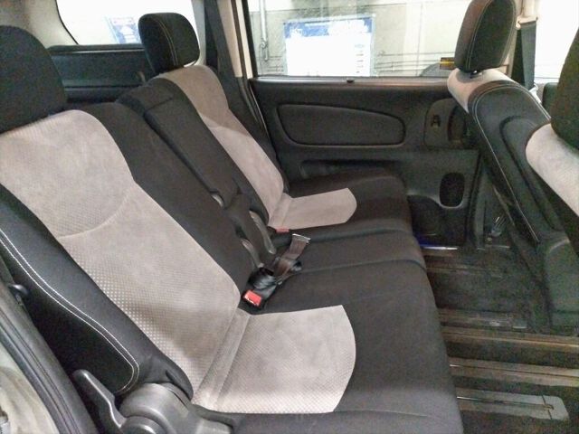 2011 Nissan Serena Rider 4WD auction photo 6