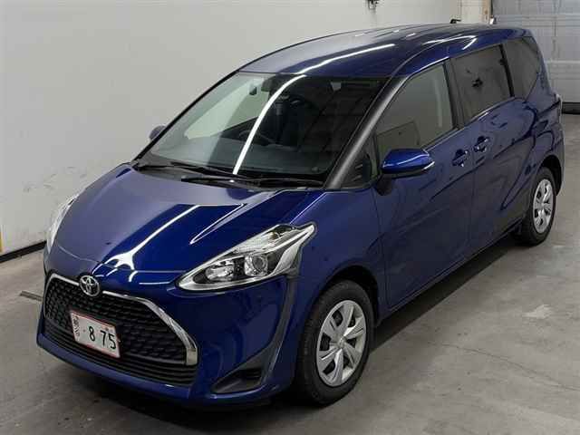 2022 Toyota Sienta X 4WD auction photo 4