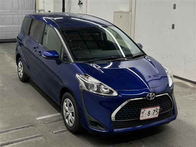 Japan Auction Vehicles 11 2022 Toyota Sienta X 4WD auction photo