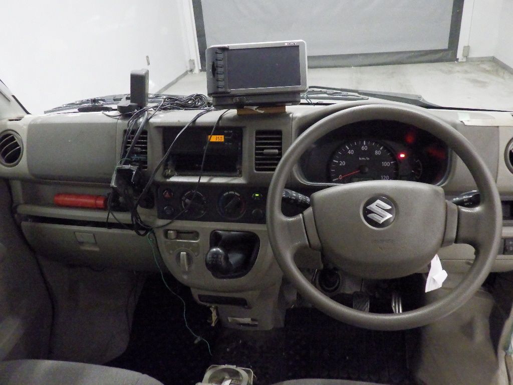 2011 Suzuki エブリィ バン PC High Roof auction photo 3