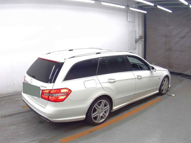 2010 Mercedes-Benz E-Class Station Wagon E350 BlueTEC AG auction photo 5