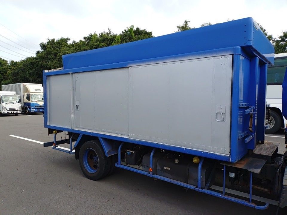 2011 Mitsubishi Fuso Canter auction photo 24