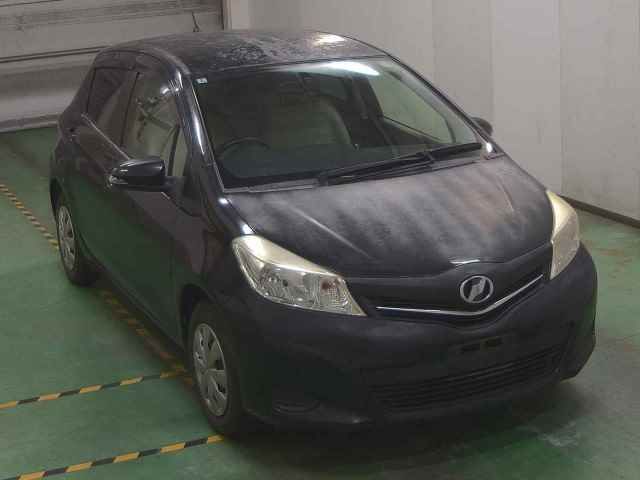 2014 Toyota Vitz Jewela Japan auction vehicle