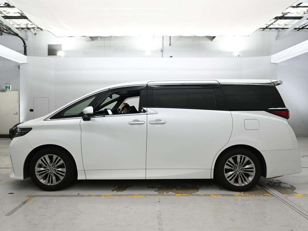 2023 Toyota Alphard Z auction photo 4