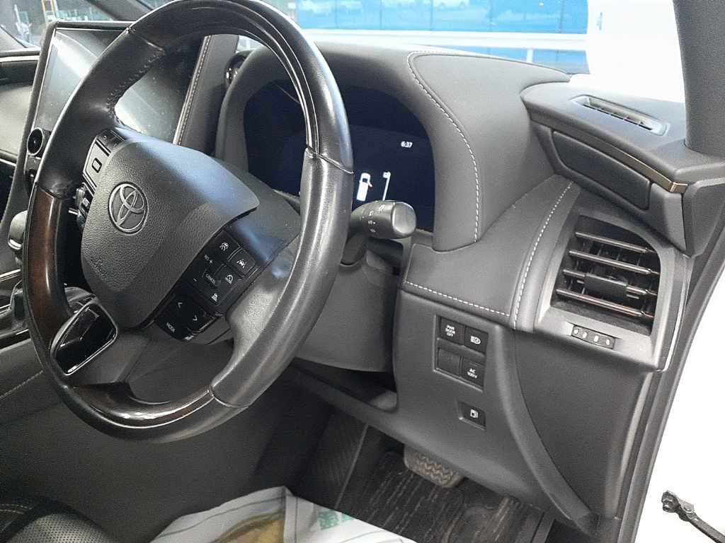 2023 Toyota Alphard Z auction photo 9