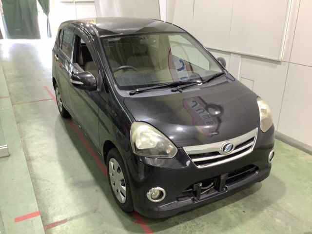 Japan Auction Vehicles 4 2011 Daihatsu Mira e:S 4WD Gf auction photo