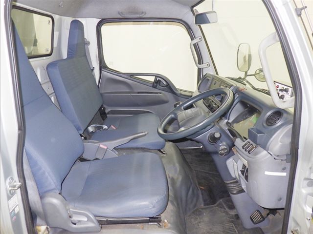 2015 Mitsubishi Fuso Canter Garbage truck auction photo 5