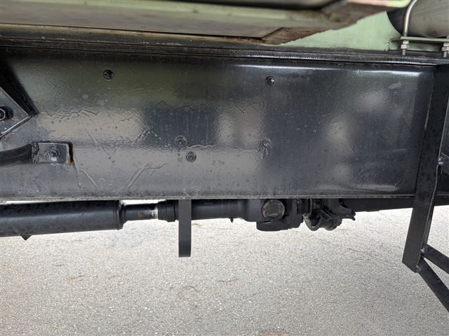 2005 Isuzu タンク車 auction photo 5
