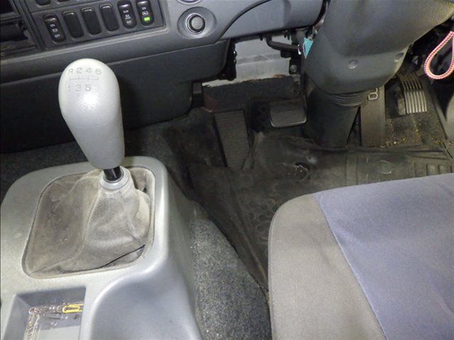 2012 Mitsubishi Fuso Fighter Wing auction photo 8