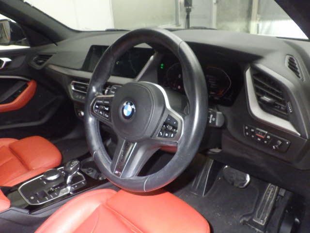 2021 BMW BMW 118d auction photo 3
