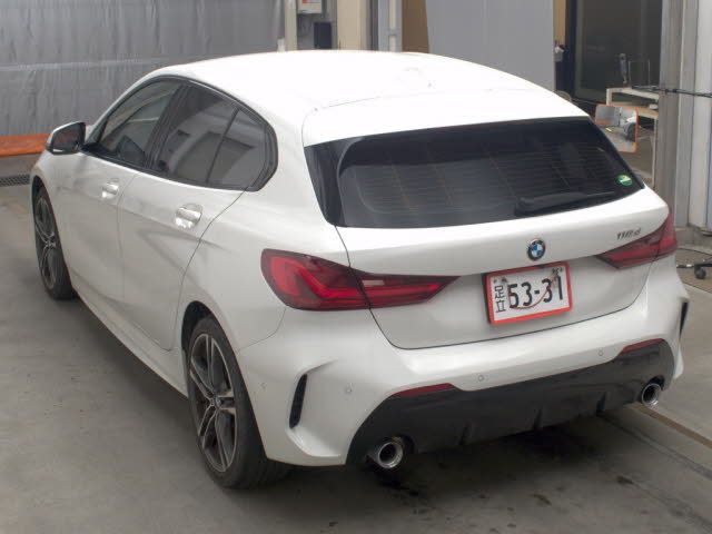 2021 BMW BMW 118d auction photo 2