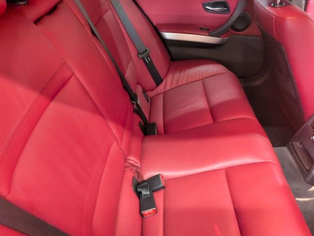 2011 BMW 3 Series auction photo 6