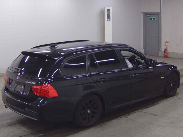 2011 BMW 3 Series auction photo 5