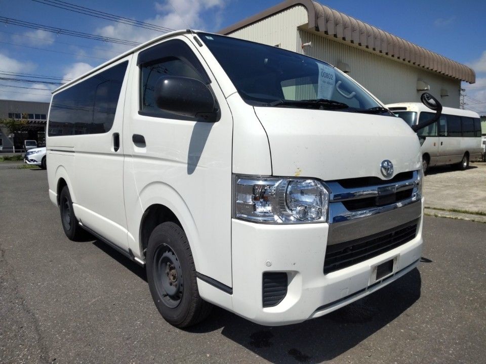 2020 Toyota ハイエース・ロング auction photo 4