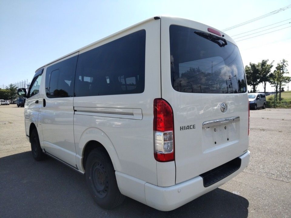 2020 Toyota ハイエース・ロング auction photo 6