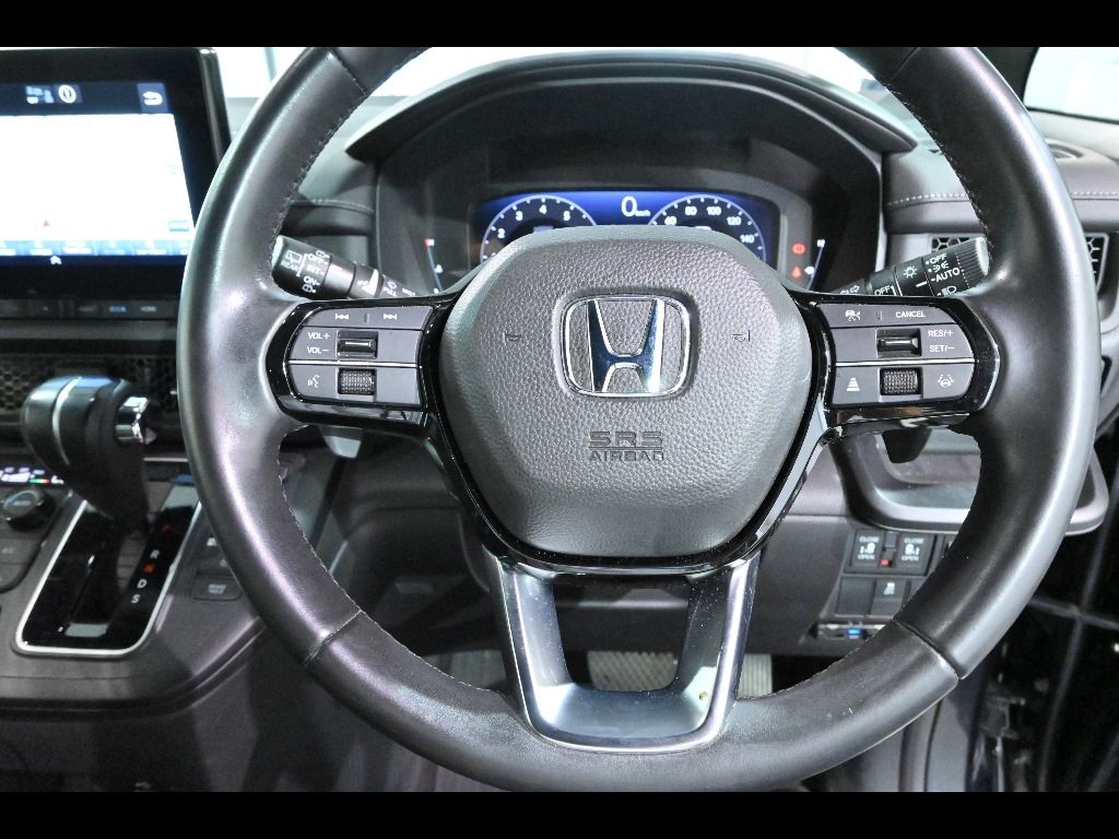 2022 Honda Stepwgn 4WD 7人 auction photo 10