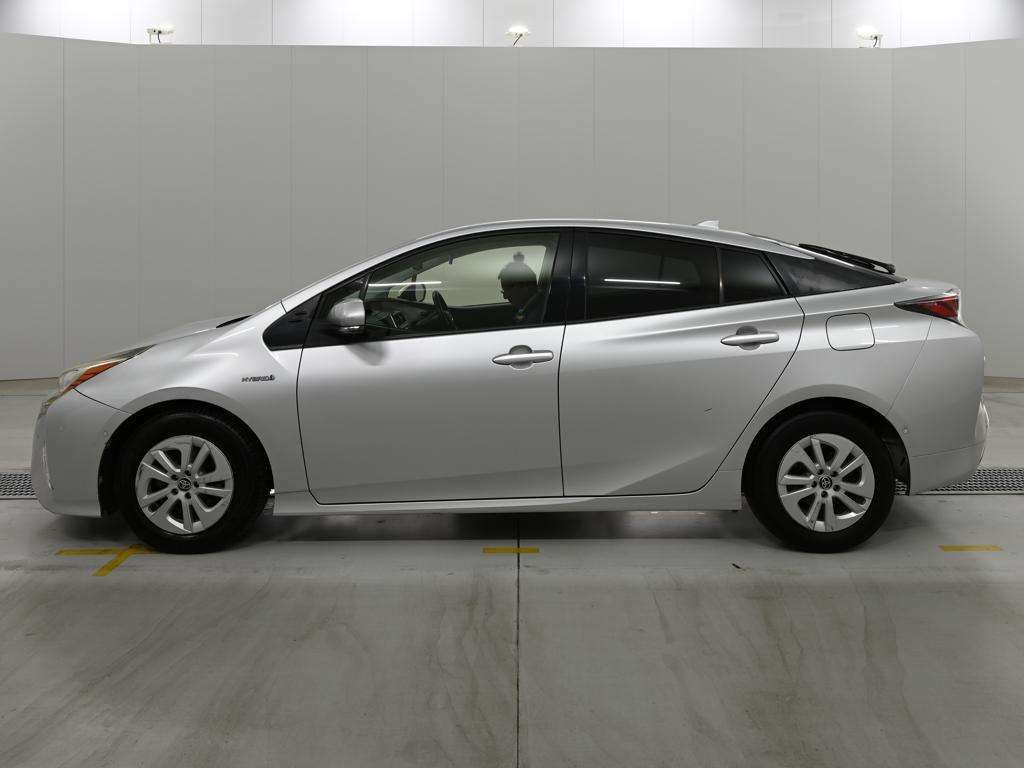 2016 Toyota Prius S Safety Plus auction photo 4