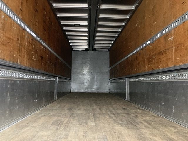 2016 Hino Profia アルミウイング auction photo 19
