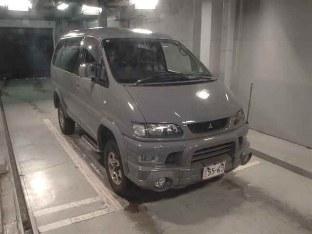 Japan Auction Vehicles 12 2003 Mitsubishi デリカスペースギア 4WD auction photo