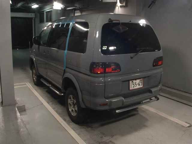2003 Mitsubishi デリカスペースギア 4WD auction photo 2