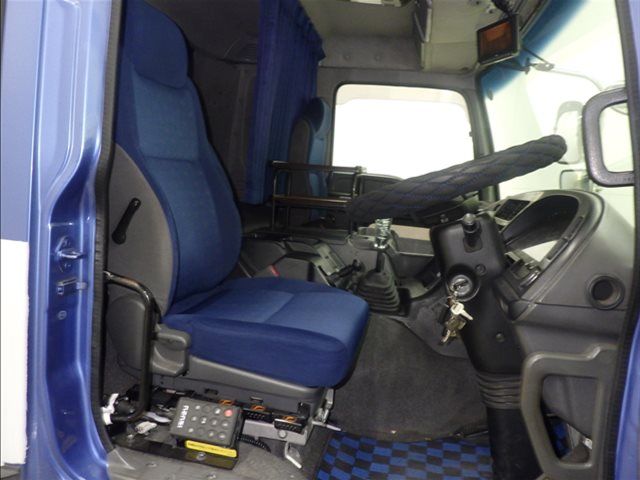 2014 Isuzu ウィング auction photo 6