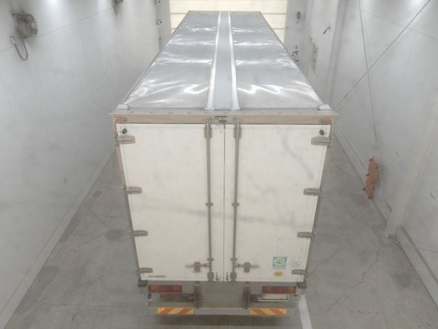 2014 Isuzu ウィング auction photo 3