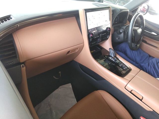 2024 Toyota Vellfire Executive Lounge 4WD auction photo 3