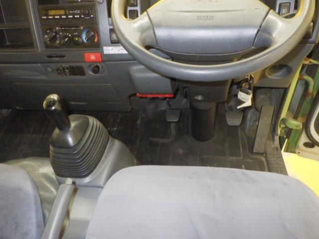2011 Isuzu Elf シャーシ auction photo 7