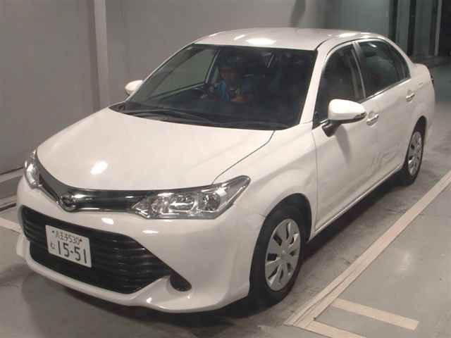 2016 Toyota Corolla Axio 1.5G auction photo 4