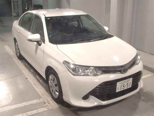 Japan Auction Vehicles 11 2016 Toyota Corolla Axio 1.5G auction photo