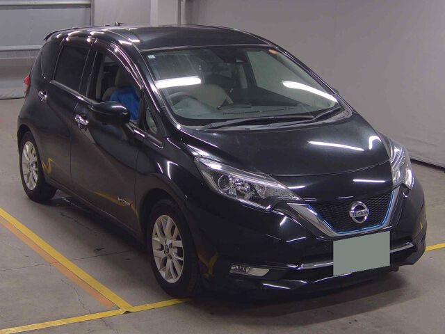Japan Auction Vehicles 8 2018 Nissan Note Eパワーメダリスト auction photo