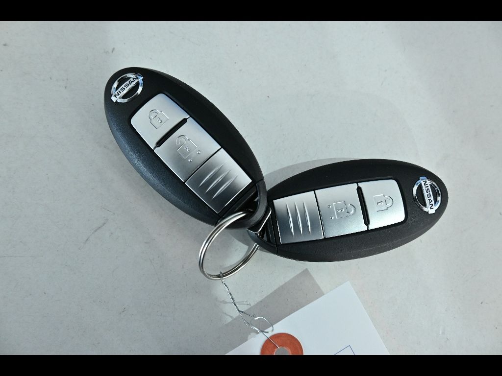 2013 Nissan ノート HB X DIG-S auction photo 13