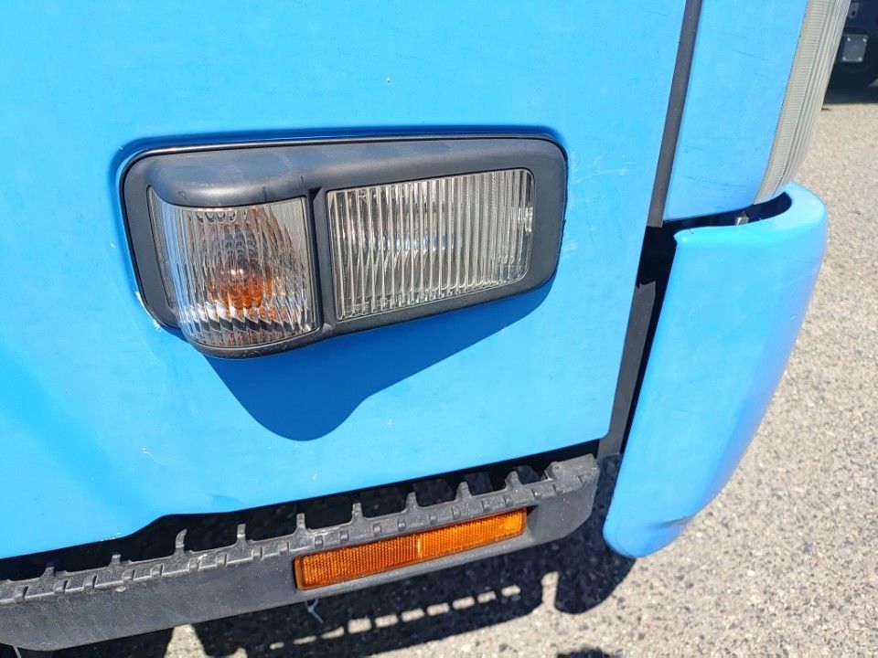 2014 Isuzu Elf auction photo 21