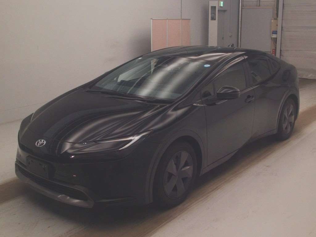 2024 Toyota Prius U Japan auction vehicle